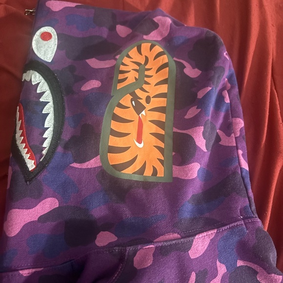 Purple bape hoodie - Picture 1 of 5